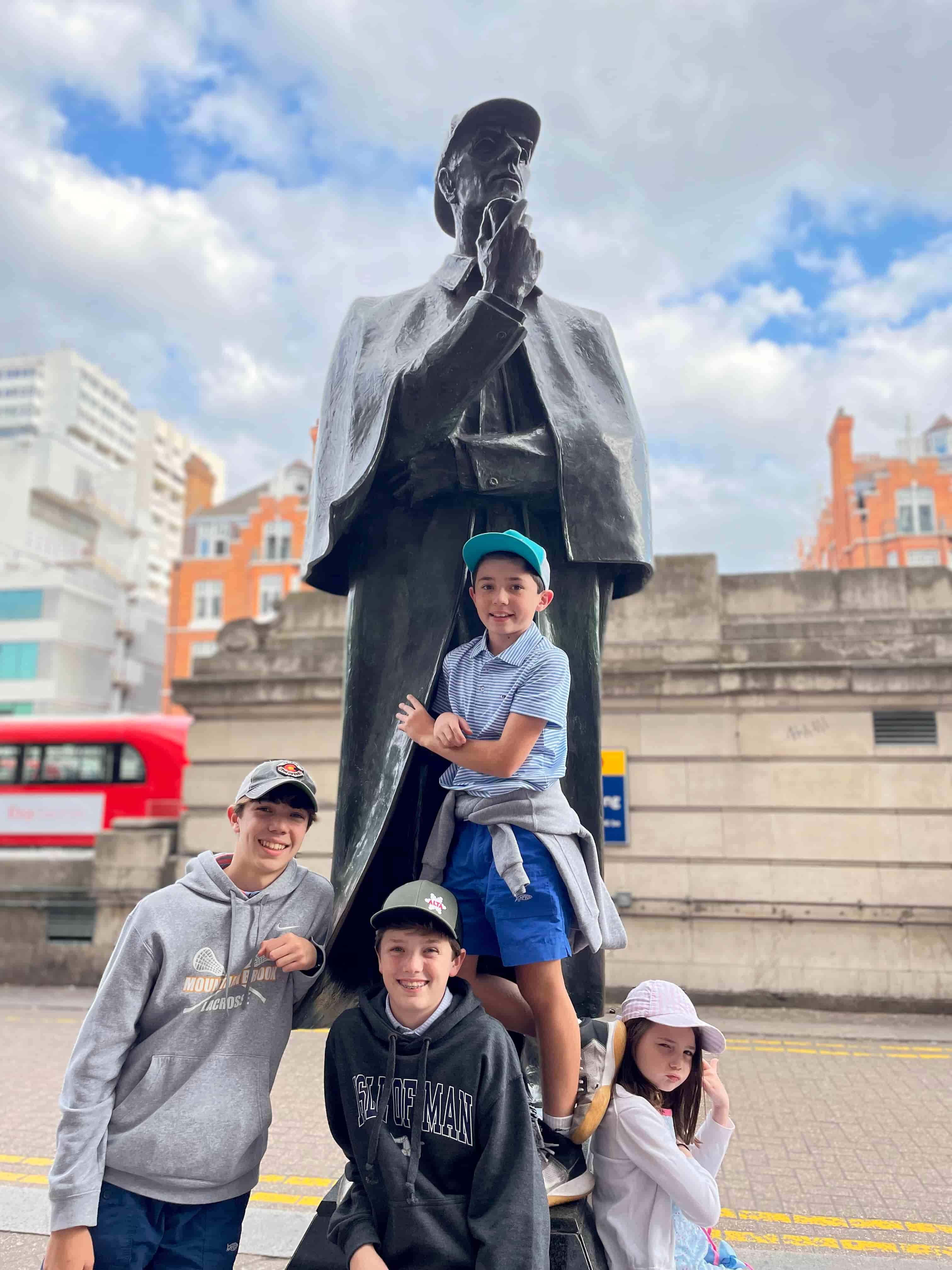 Dyer Statue